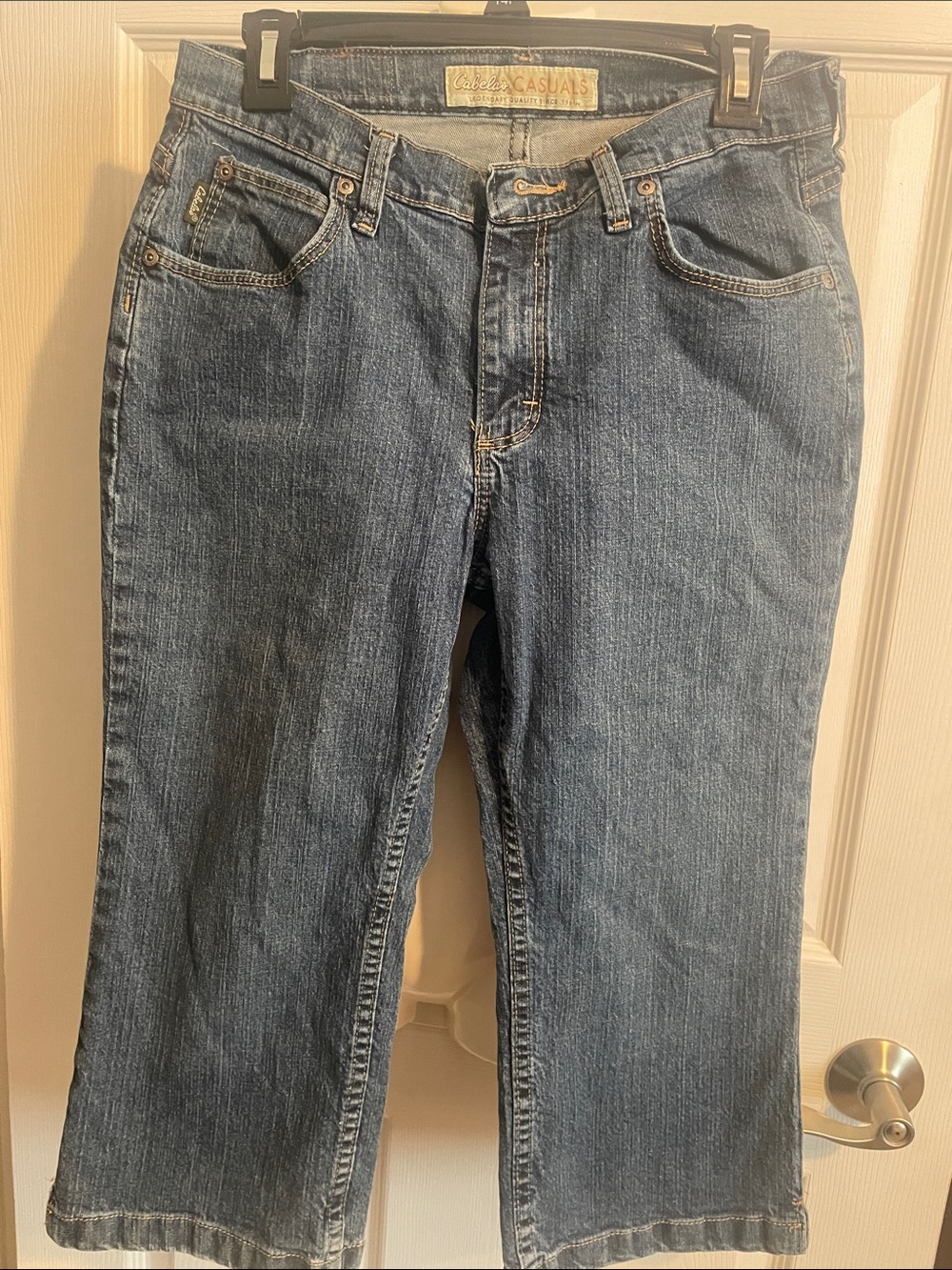 Vintage-style Blue Jeans - Cropped Women’s Jeans